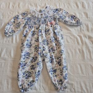 Vintage girls size 18 months 1994 floral romper white blue & pink flowers EUC